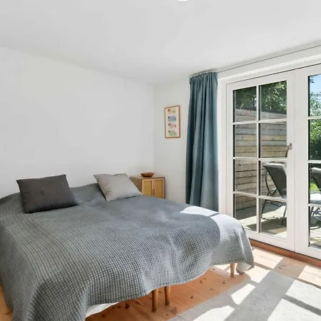 Charming And Child-friendly Summer House Casa vacanze Græsted